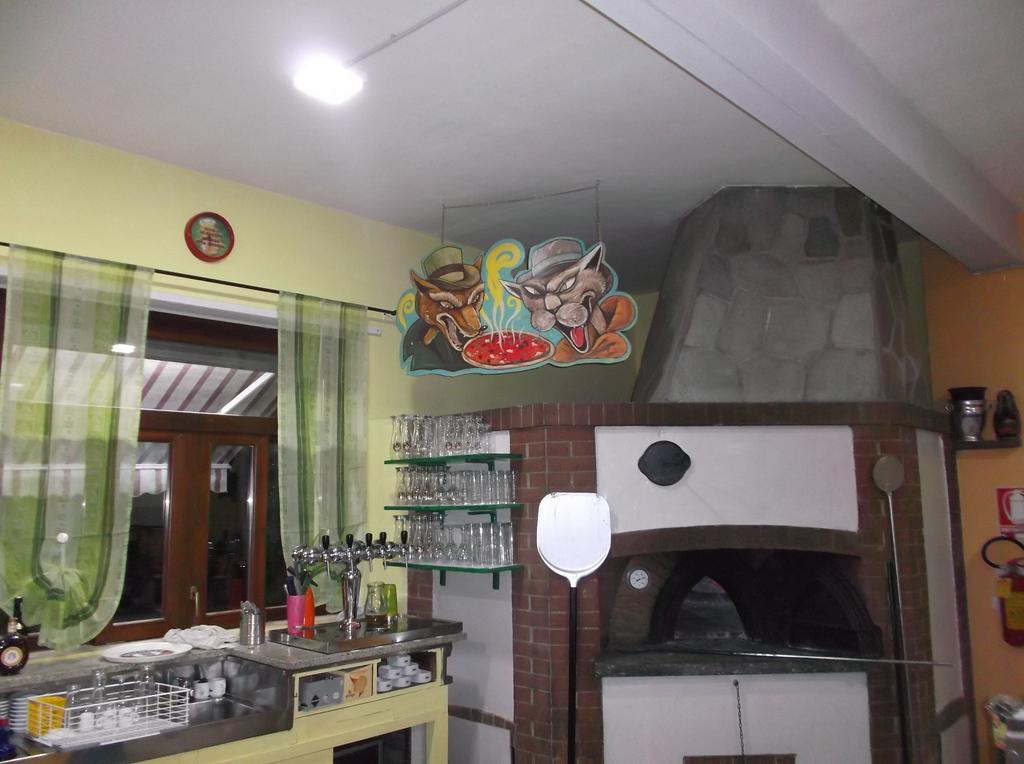 伊尔加托和拉沃尔普酒店 阿维里亚那 外观 照片