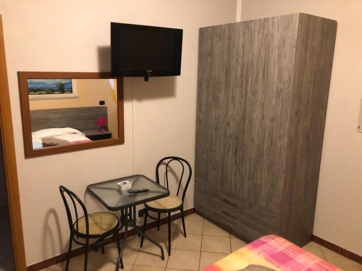 伊尔加托和拉沃尔普酒店 阿维里亚那 外观 照片